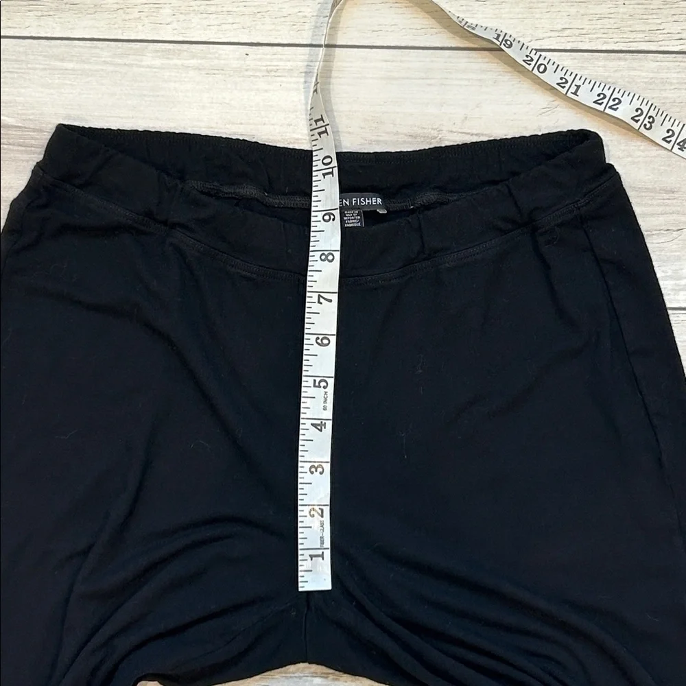 Eileen Fisher black viscose cuffed pull on pants size XS